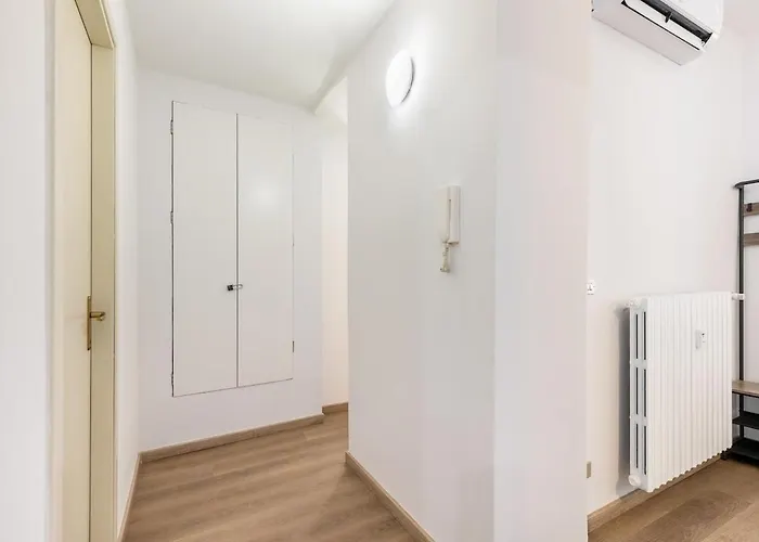 New! Luxury Flat 10min P Nuova Lejlighed *