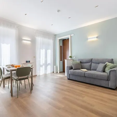 New! Luxury Flat 10min P Nuova Appartement Turijn